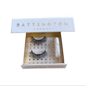 Battington Lashes “Monroe” 3D Silk Lashes